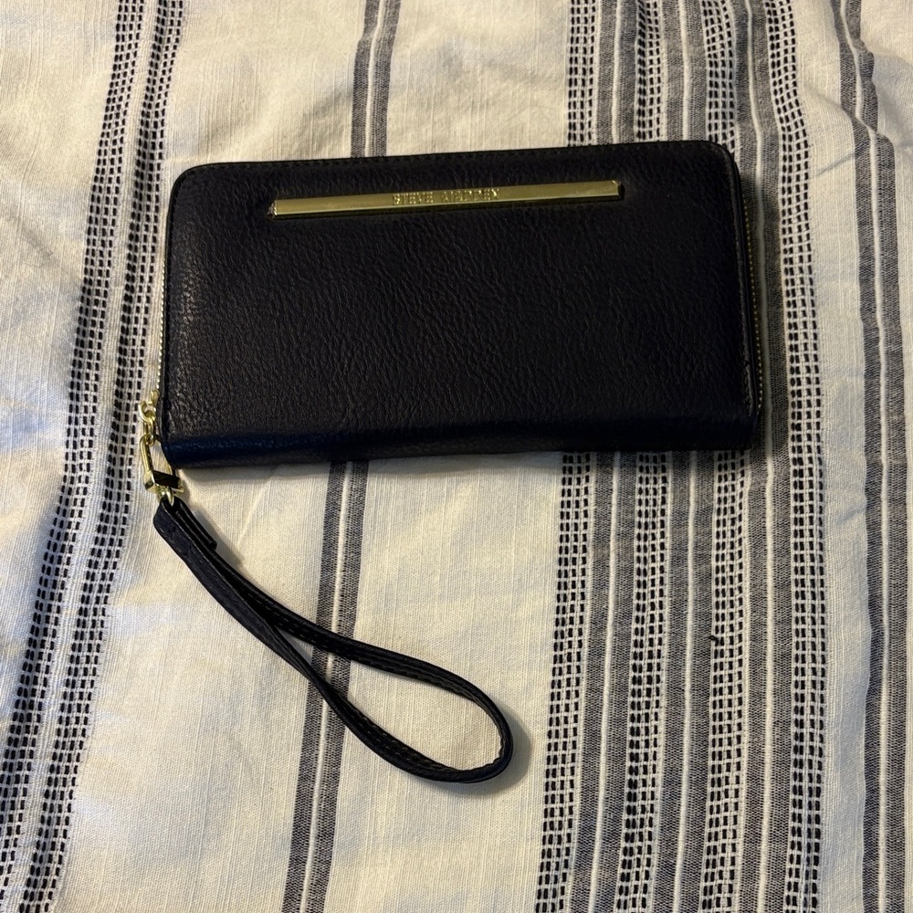 Steve Madden Navy Wallet/Wristlet